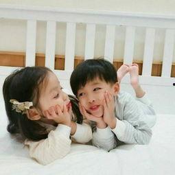 萌娃爆料夫妻隐私图片视频,夫妻隐私图片视频引发热议 第1张 萌娃爆料夫妻隐私图片视频,夫妻隐私图片视频引发热议 第1张