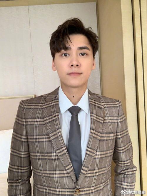 李易峰最新爆料新消息,揭秘演艺圈幕后真相  第3张